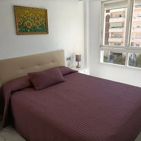 Apartment Suites Center Recinto Ferial